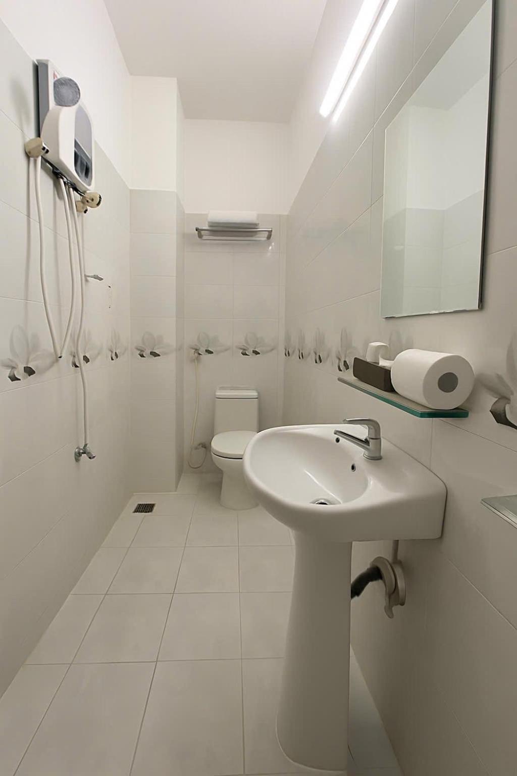 Diamond Cmt8 - Center Saigon Hotel