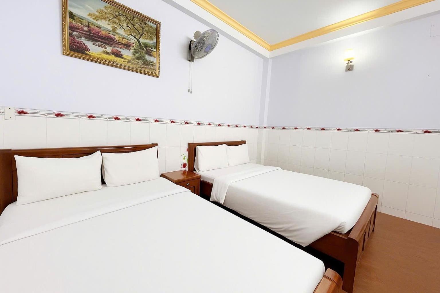 Hotel Diamond Cmt8 - Center Saigon